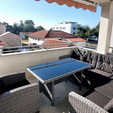 Lovely Seaside Flat Apartment *